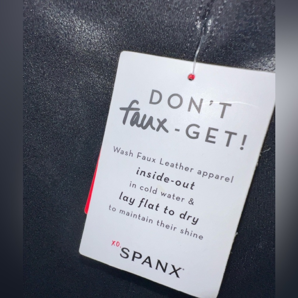 NWT Spanx Womens Black Faux Leather Flouncy Skater Mini Skirt Flared Size L - Picture 6 of 12